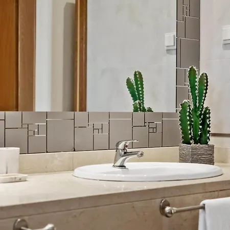 Penthouse Prestige By Homie 아파트 *