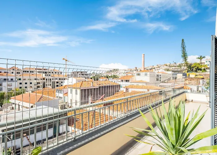 Penthouse Prestige By Homie * Funchal (Madeira)