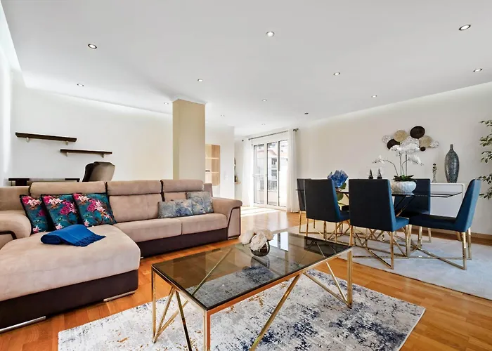 Penthouse Prestige By Homie