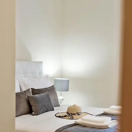 Penthouse Prestige By Homie